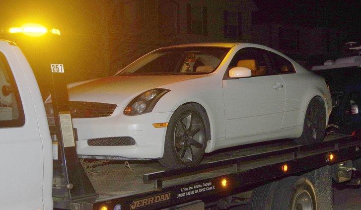 Taheb car.jpg