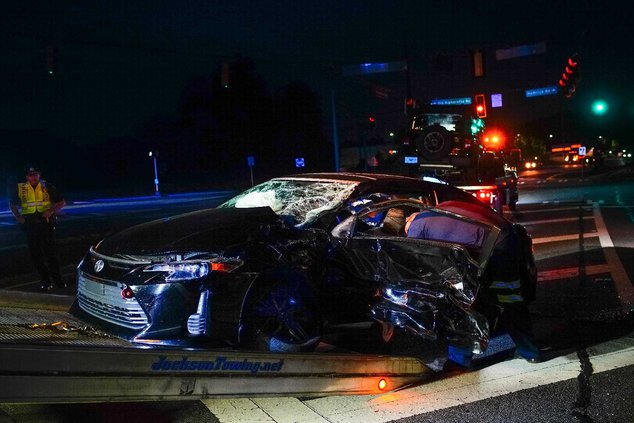 Head-on Collision 1 060419 web